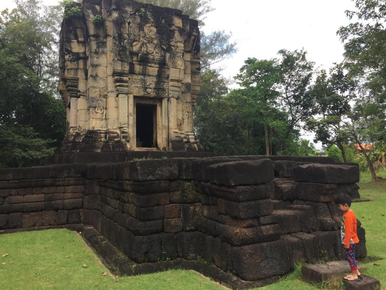 Baan Thung Home Stay Prasat Esterno foto