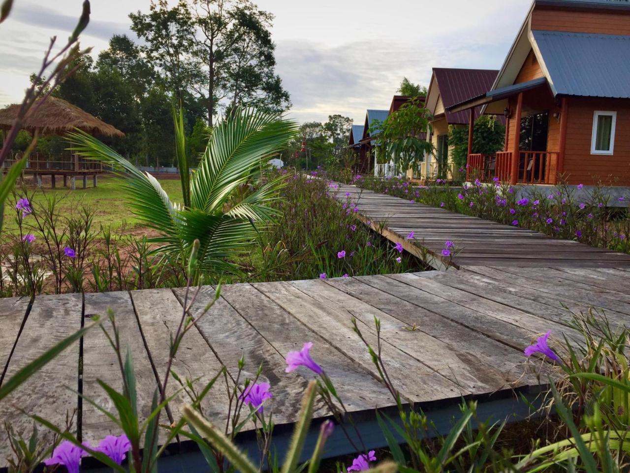 Baan Thung Home Stay Prasat Esterno foto