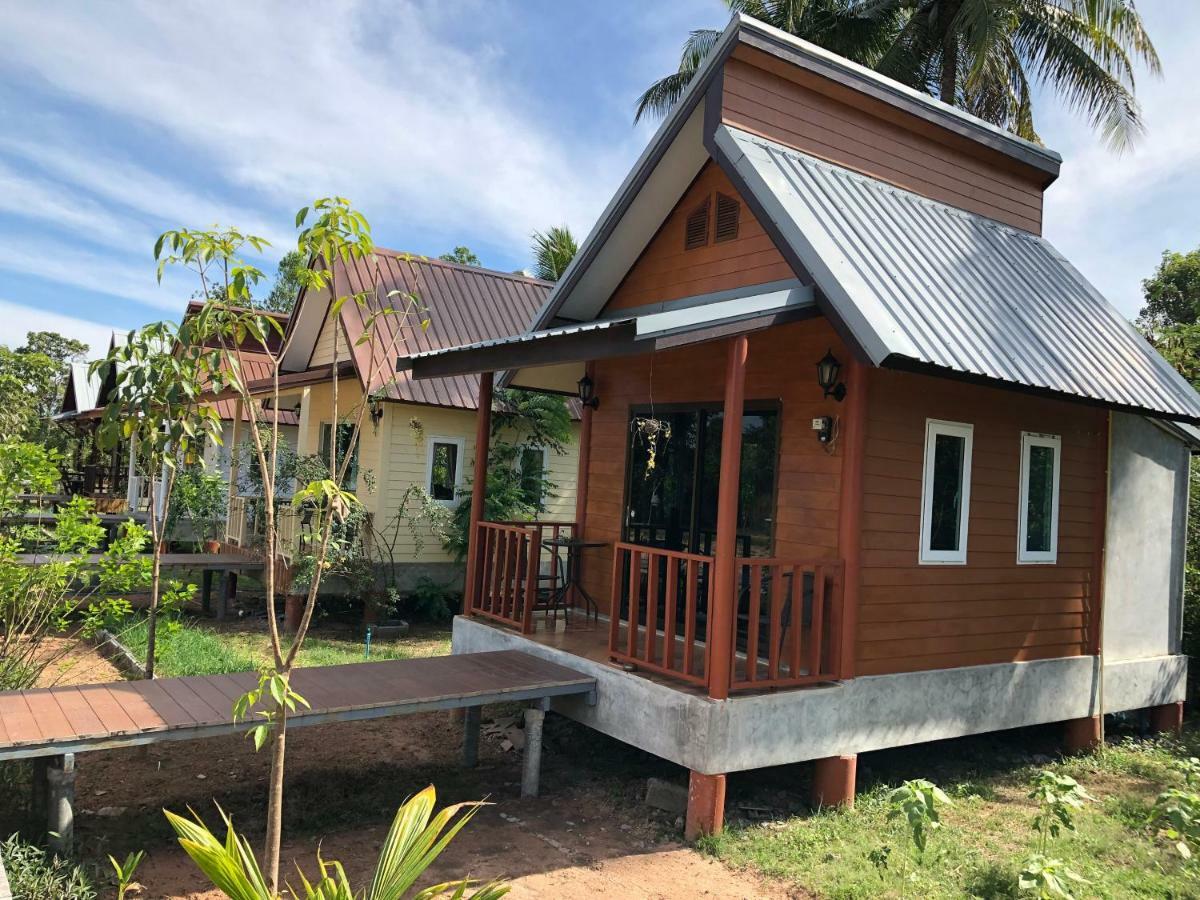 Baan Thung Home Stay Prasat Esterno foto