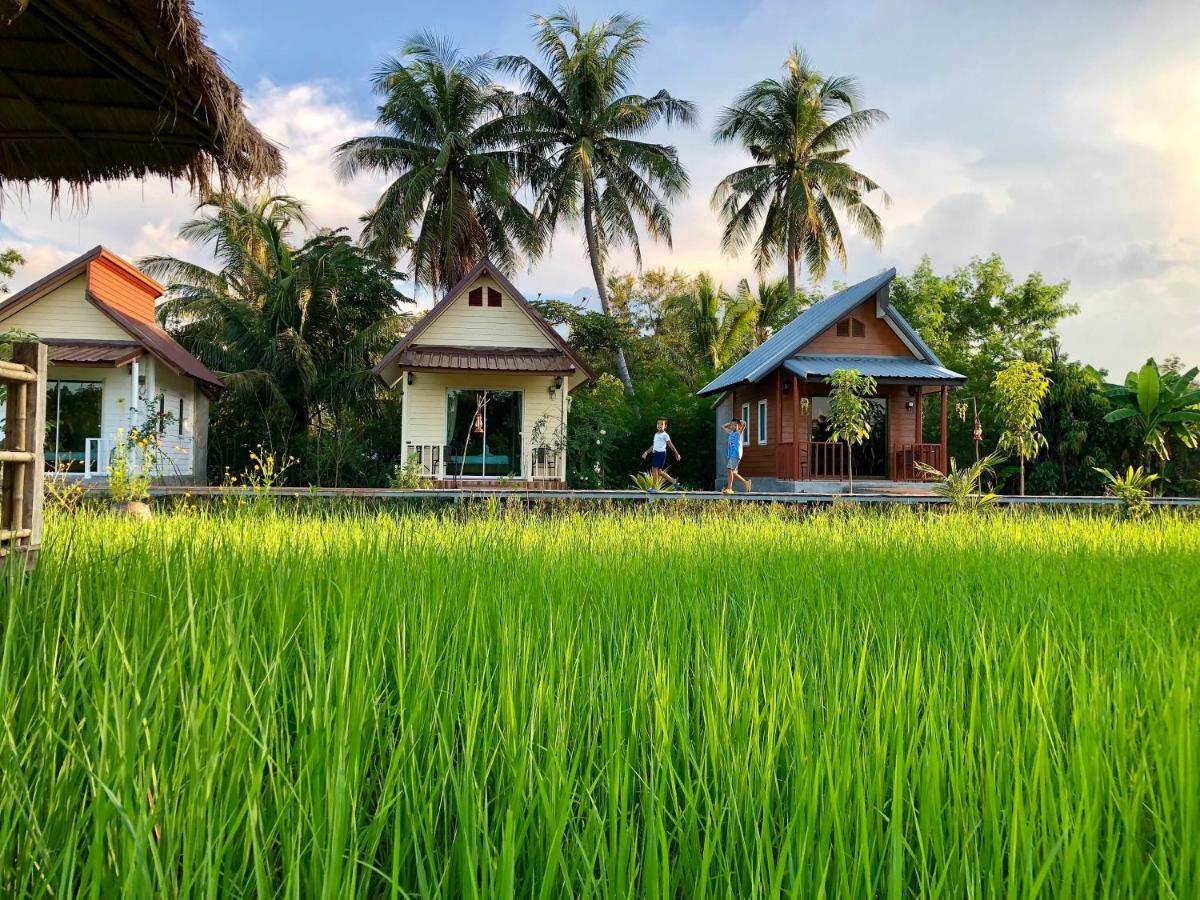 Baan Thung Home Stay Prasat Esterno foto