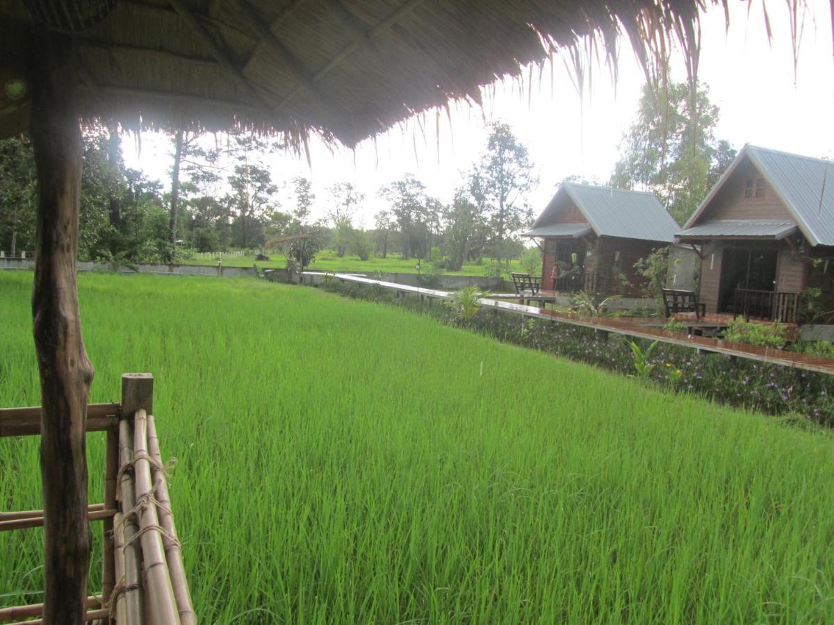 Baan Thung Home Stay Prasat Esterno foto